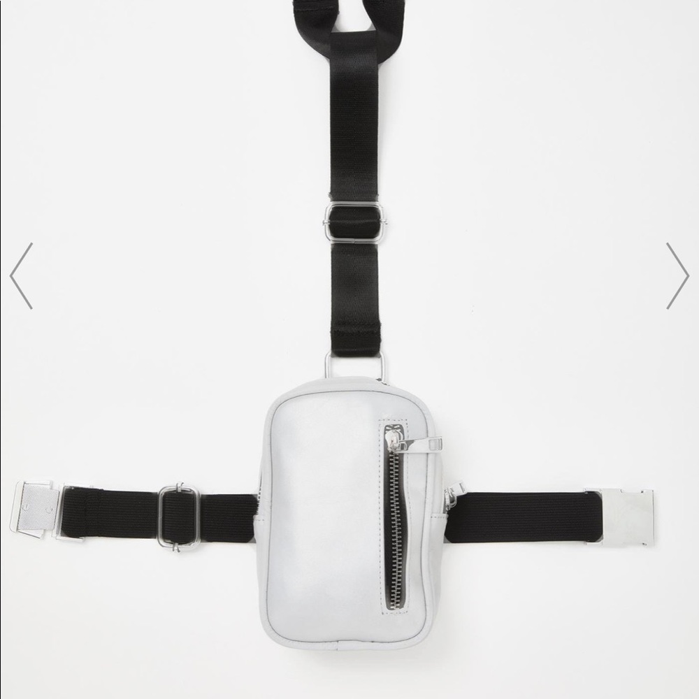 HASHTAG CLAPBACK REFLECTIVE HARNESS